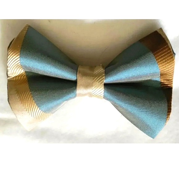 Father's Day Exclusive Cabaret TROUPE Lagoon Bowtie. Pre-tied Handmade 4.5"x3" - Picture 4 of 5